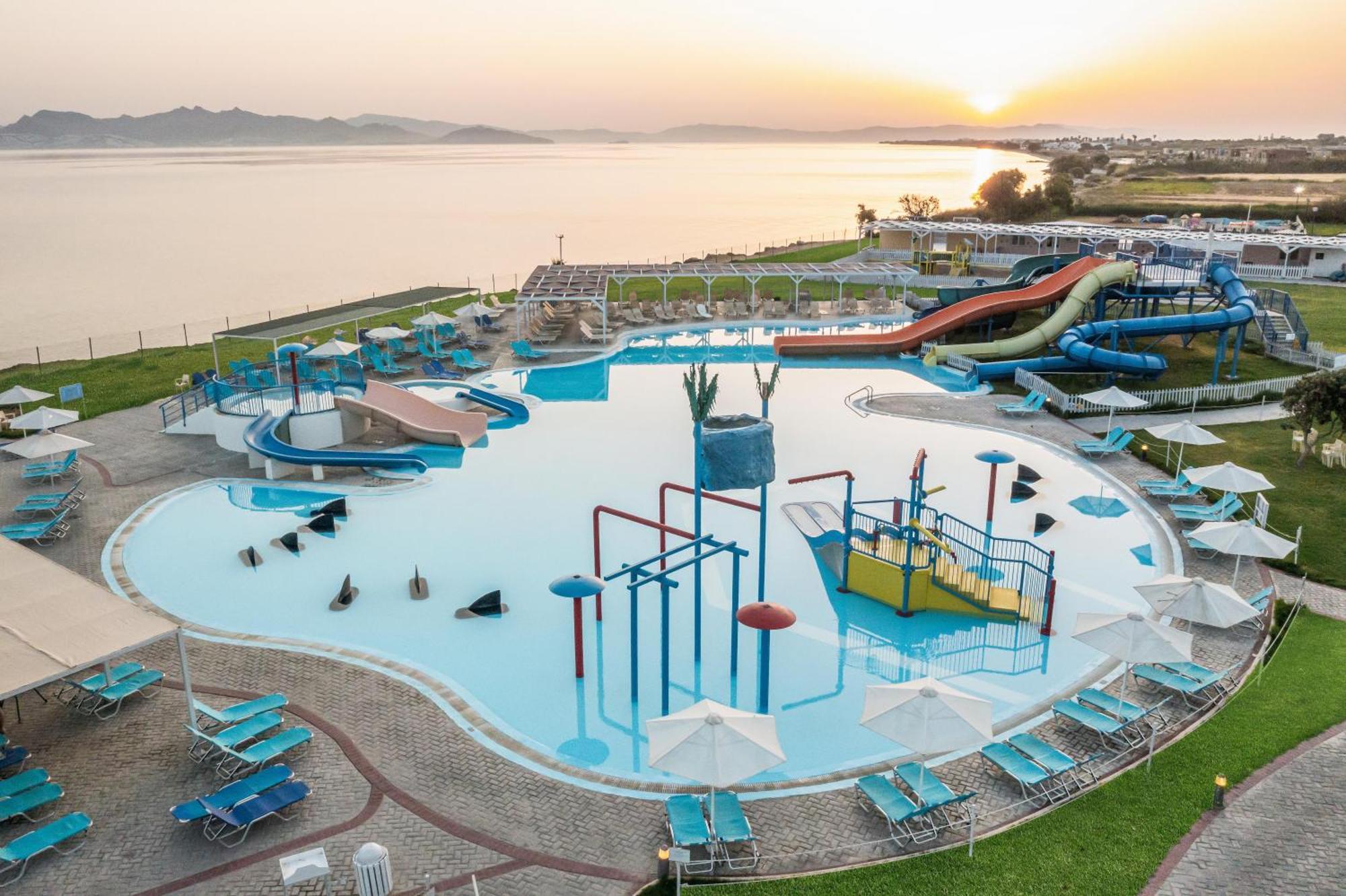 White Olive Marine Aquapark 4* Tigaki