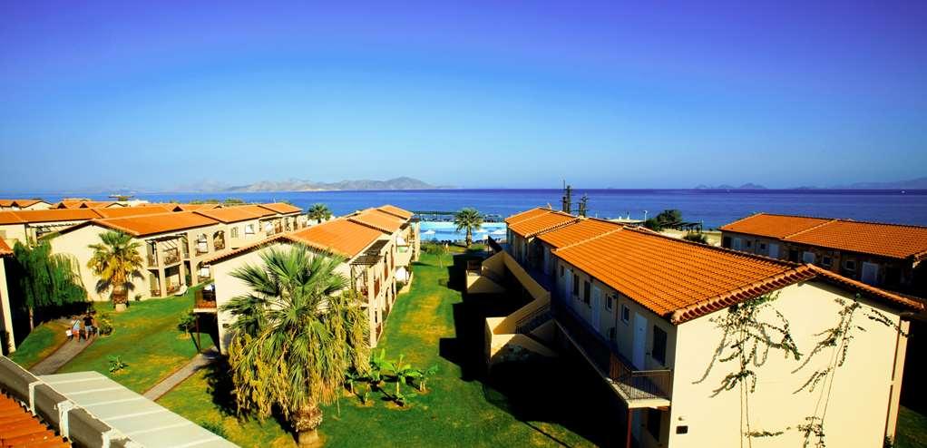 Hotel White Olive Marine Aquapark 4*
