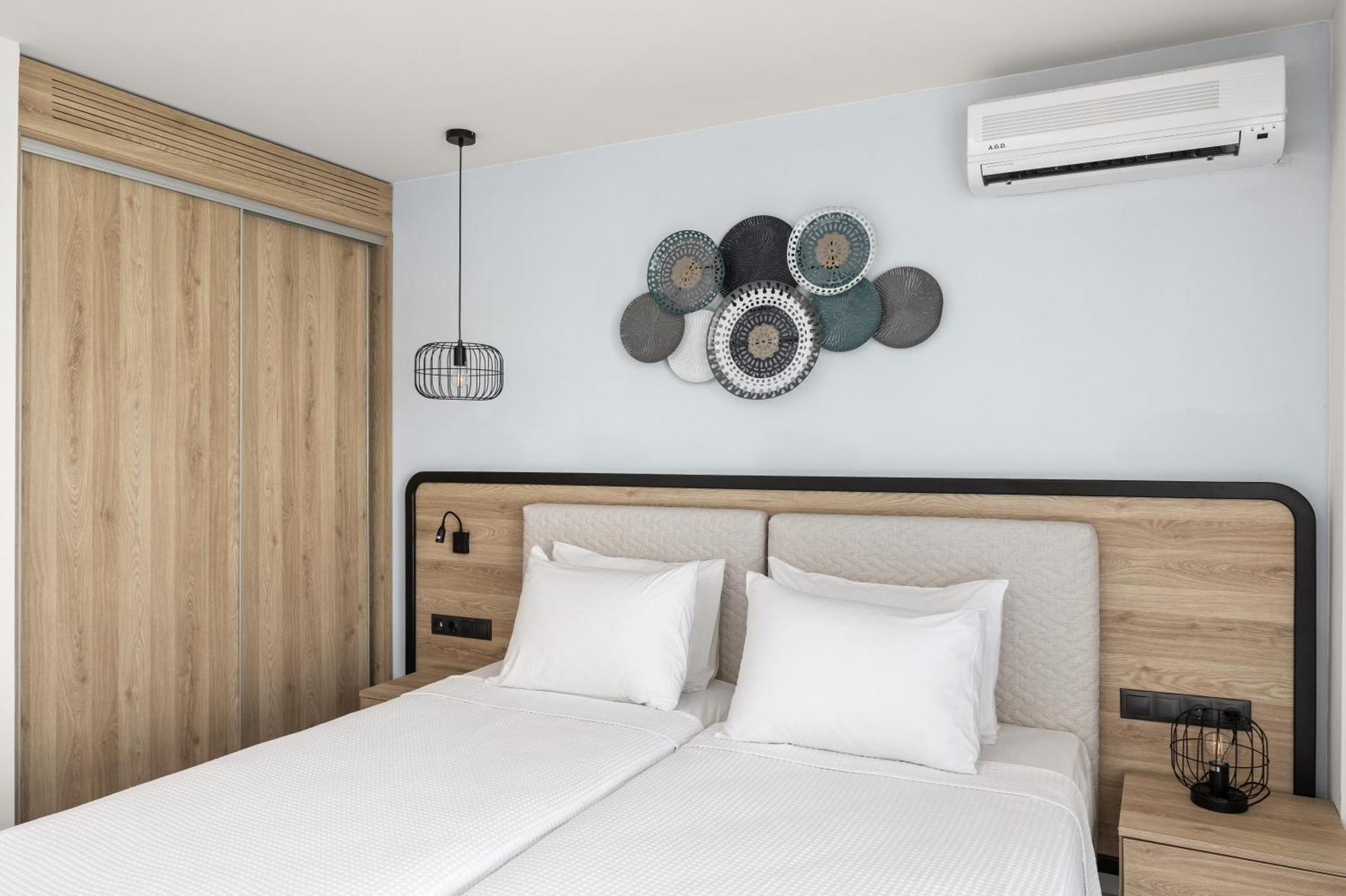 Hotel White Olive Marine Aquapark 4*