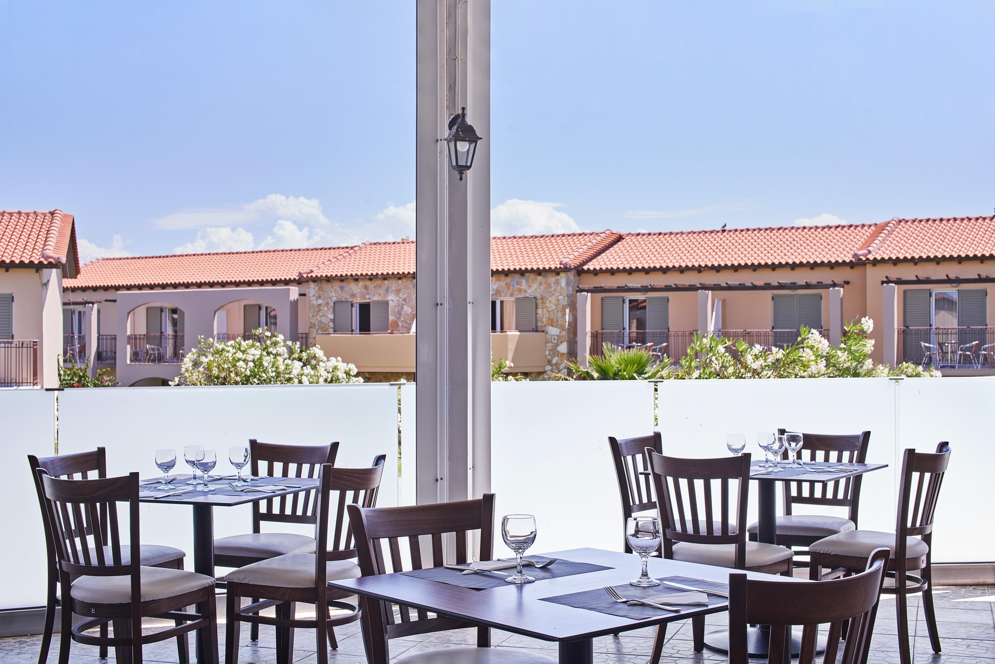 White Olive Marine Aquapark 4*