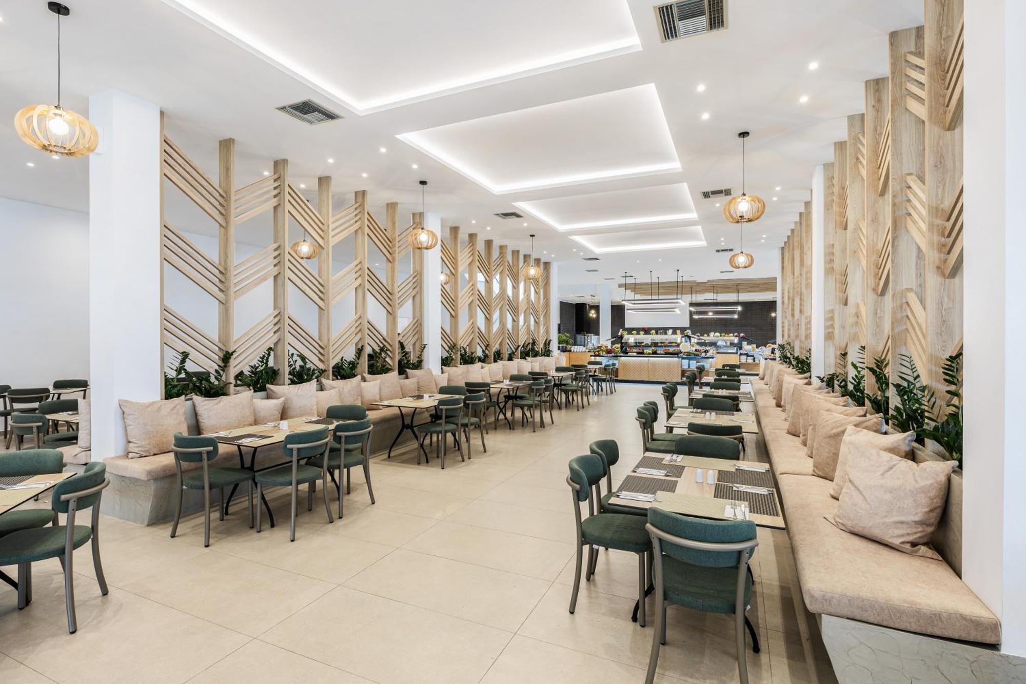 Hotel White Olive Marine Aquapark
