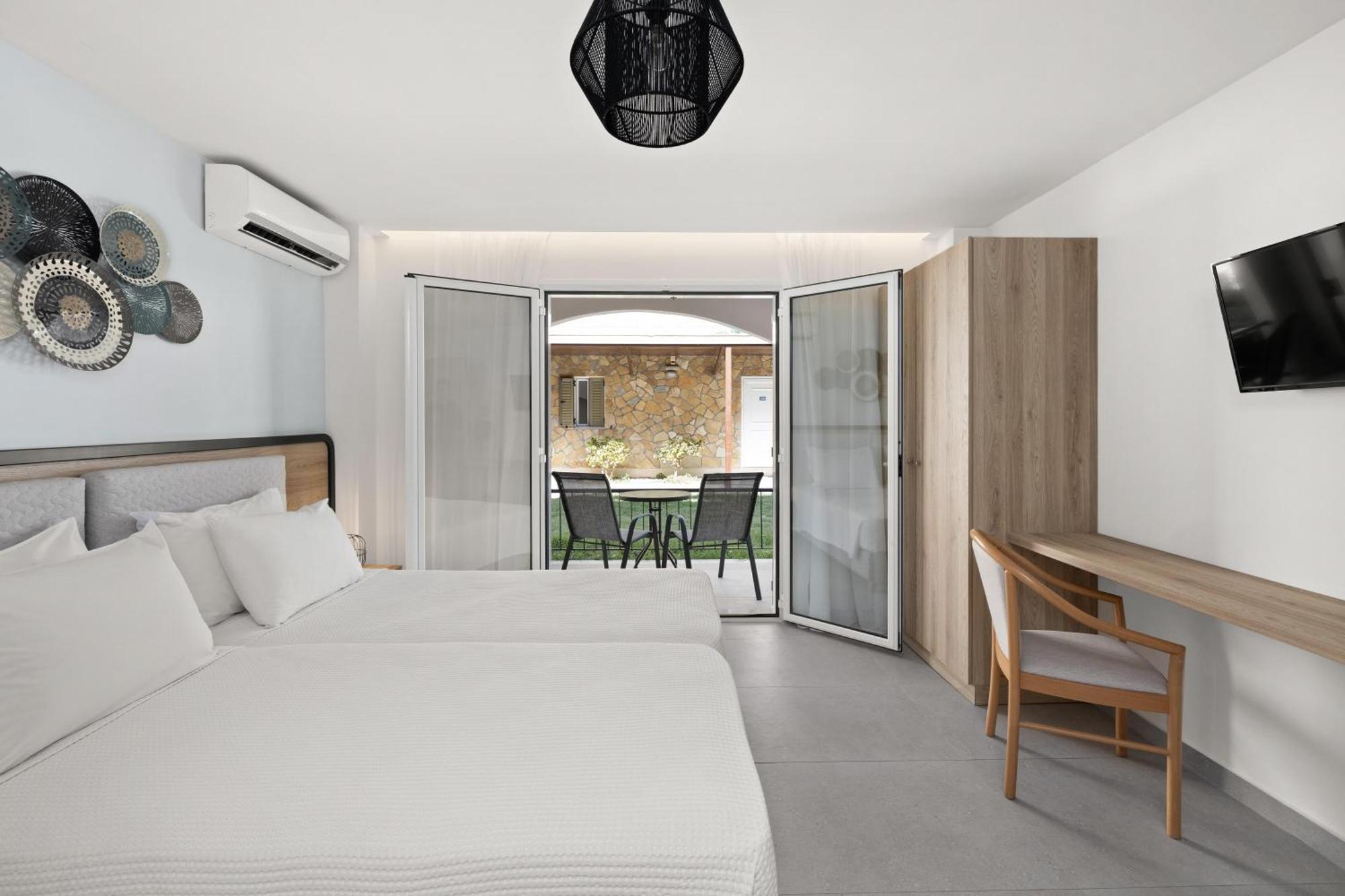 White Olive Marine Aquapark 4*
